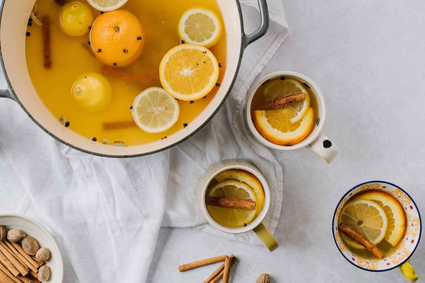 Mulled wine from white wine: 5 recipes at home