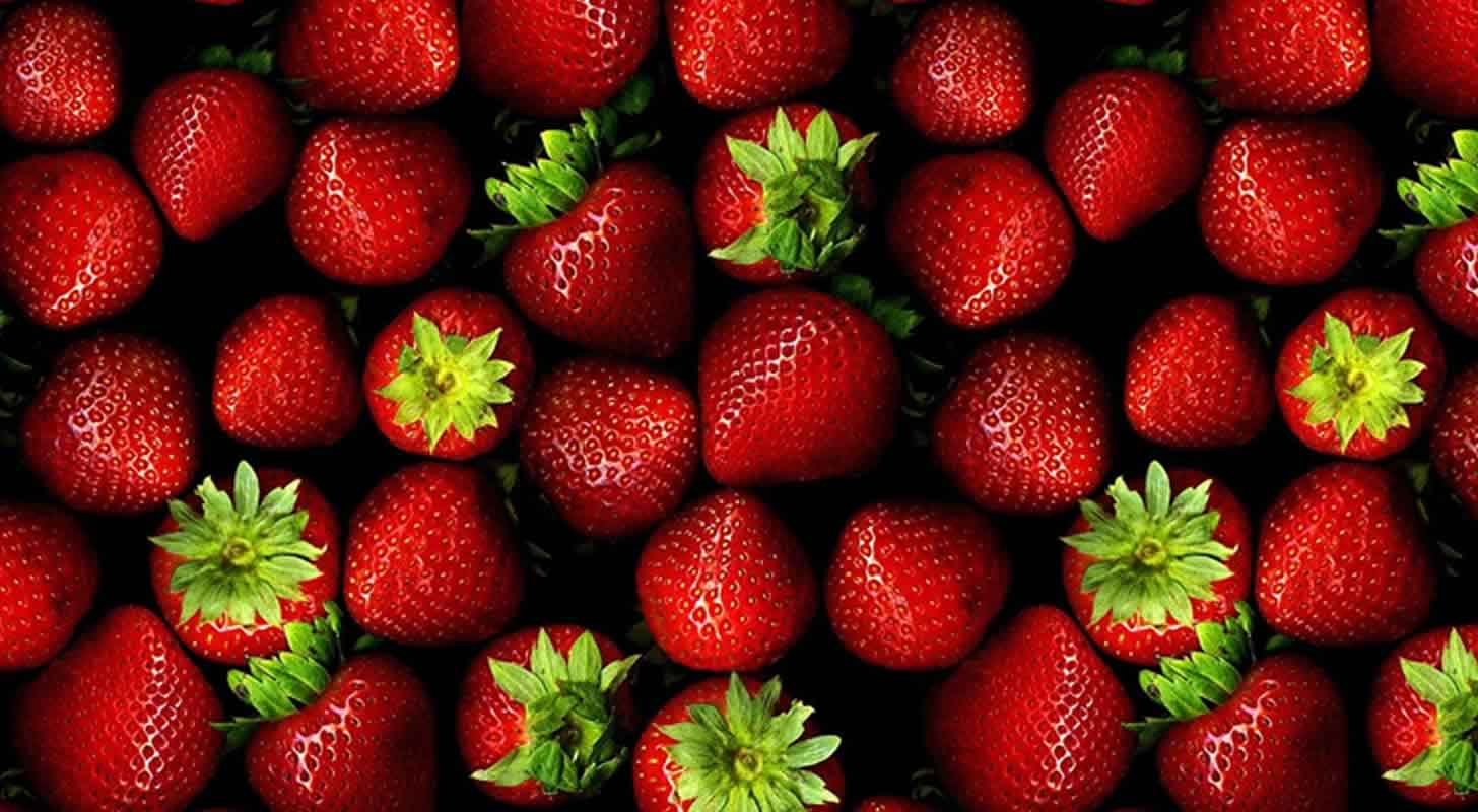Strawberry tincture: 5 recipes at home